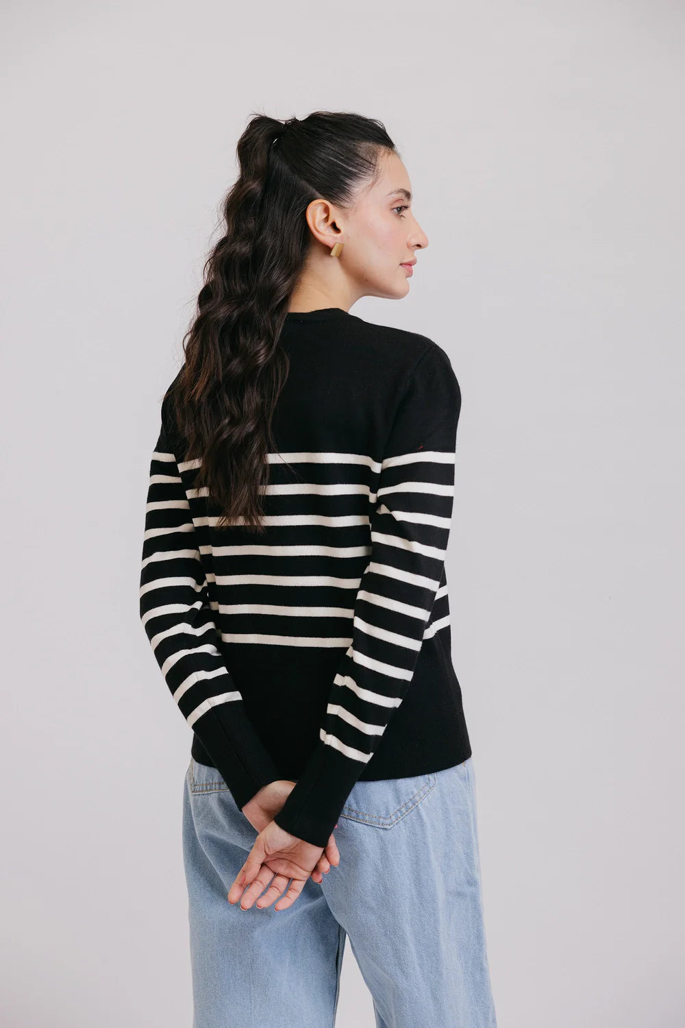 Full Sleeves Round Neck Cardigan Sweater