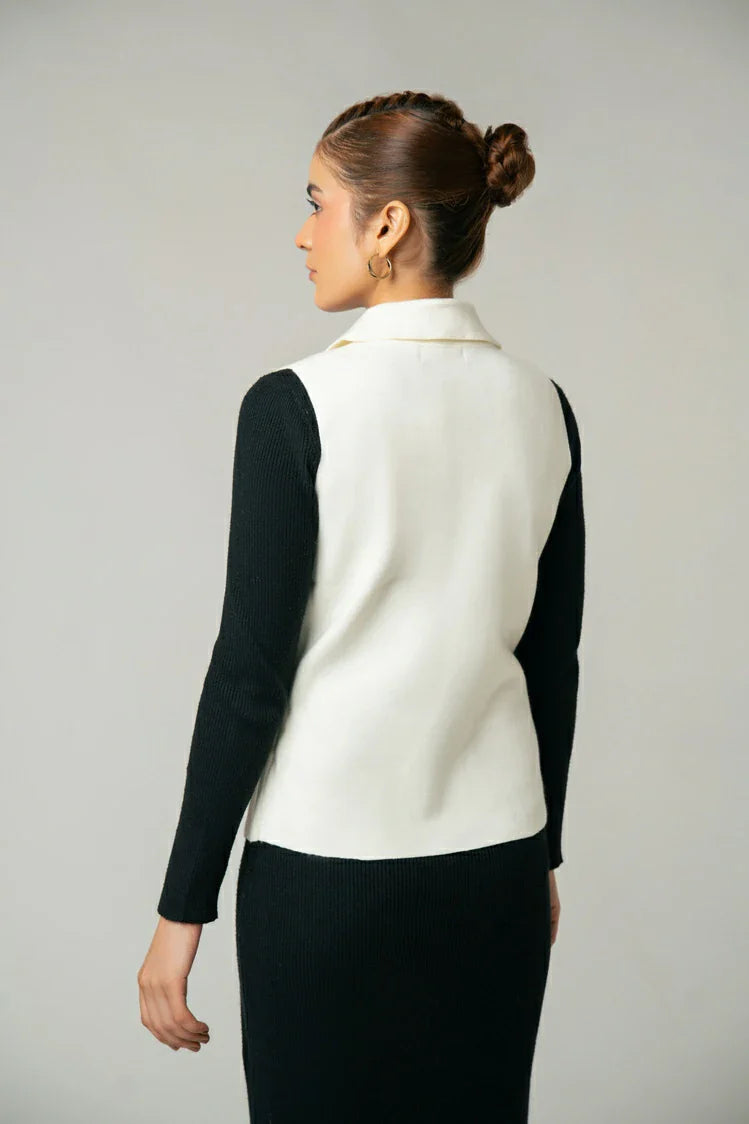 Sleeveless Collar Knit Cardigan