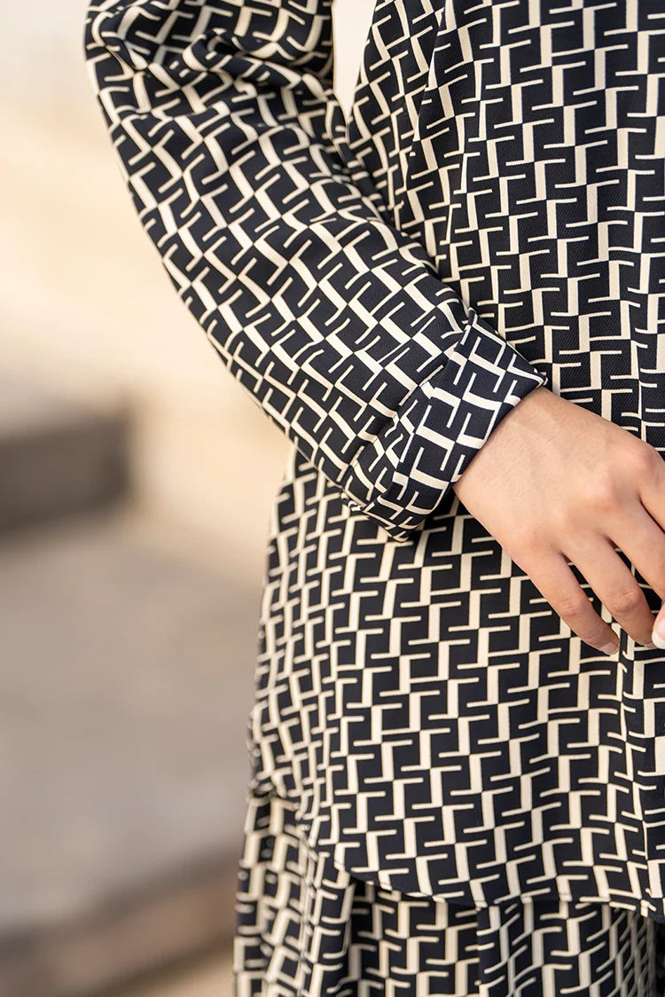 2-PC Stitched Printed Suit