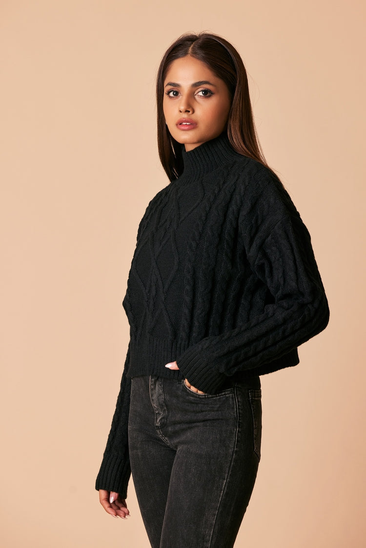 Round Neck Pullover Sweater