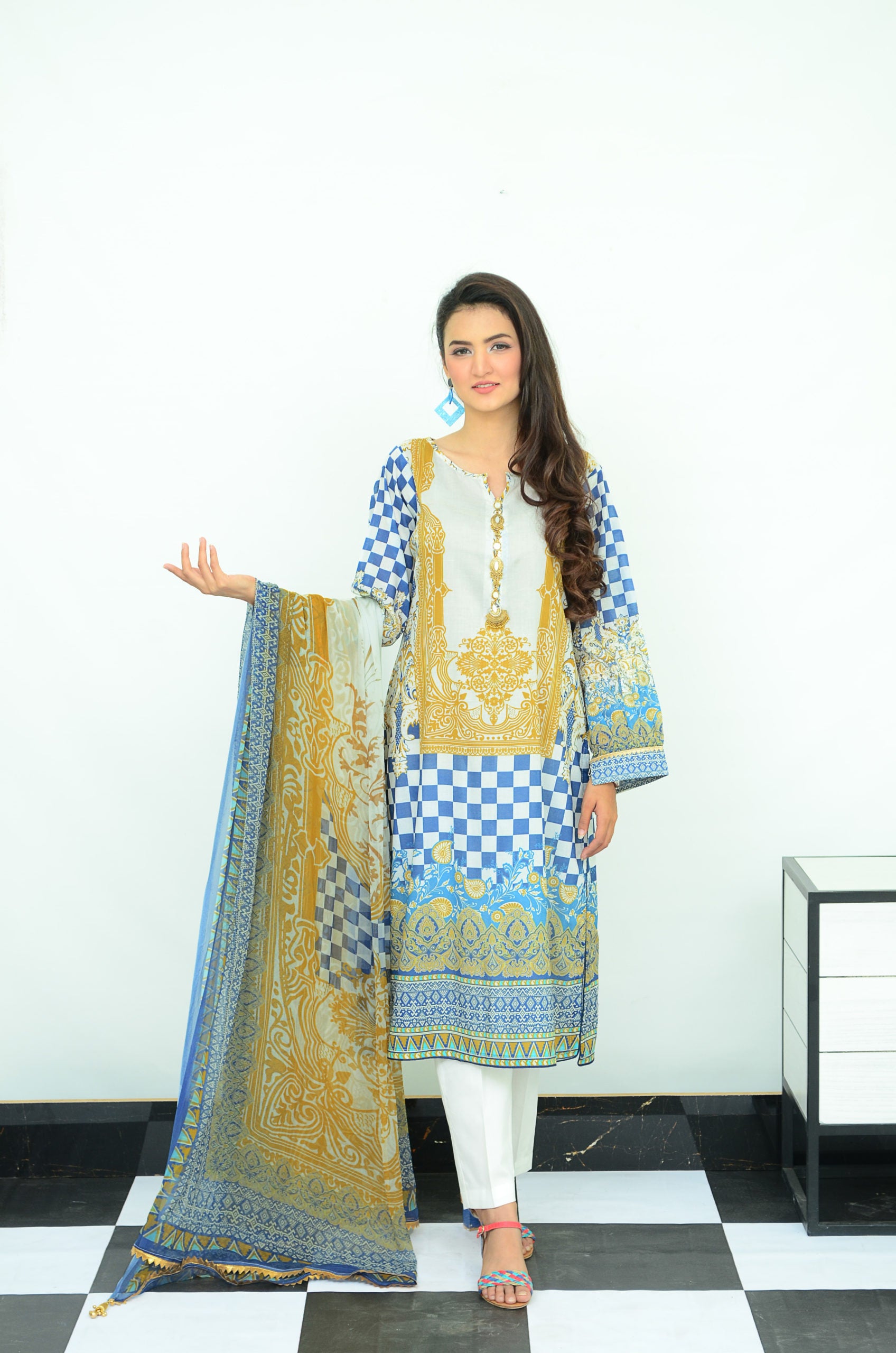 3-PC Unstitched Digital Printed Lawn Suit