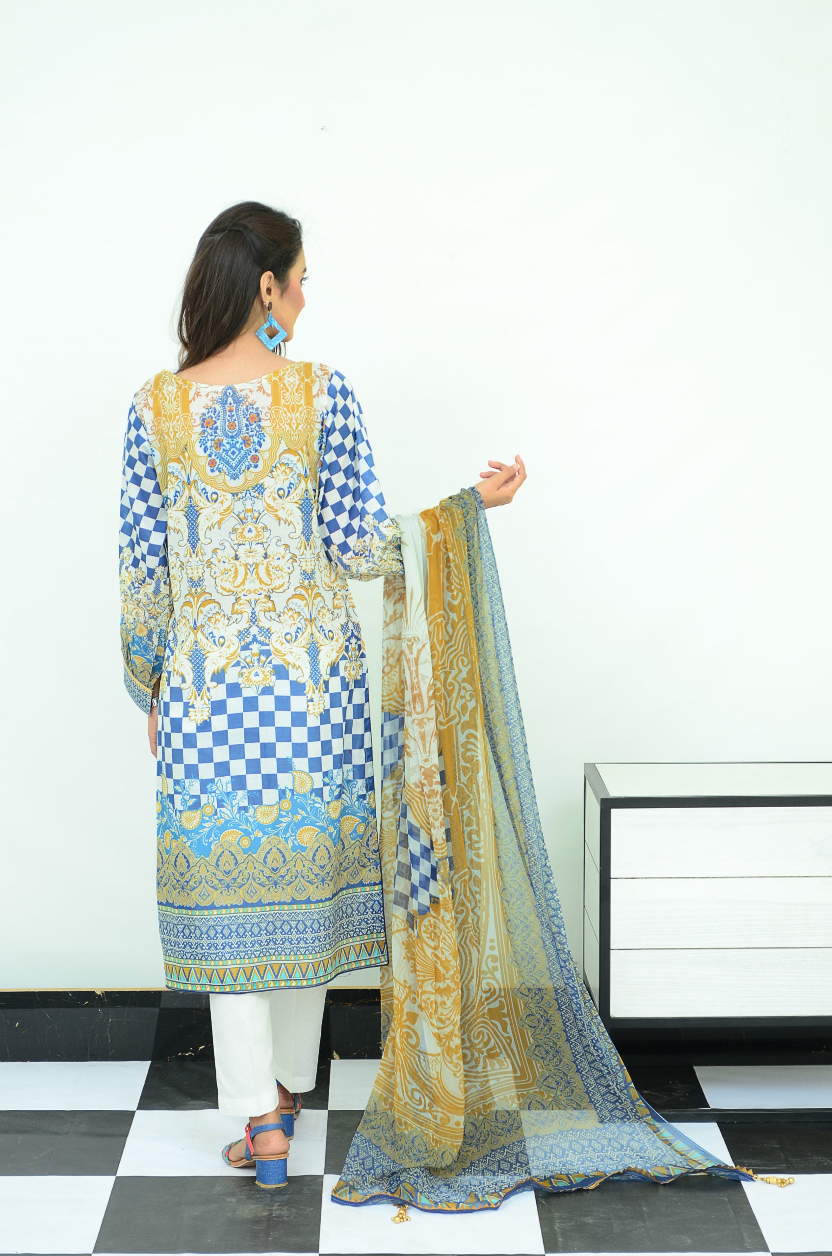 3-PC Unstitched Digital Printed Lawn Suit