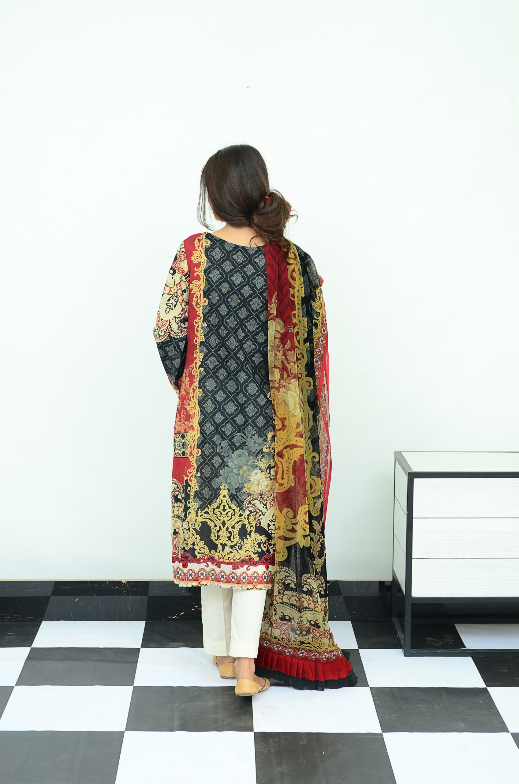 3-PC Unstitched Digital Printed Lawn Suit