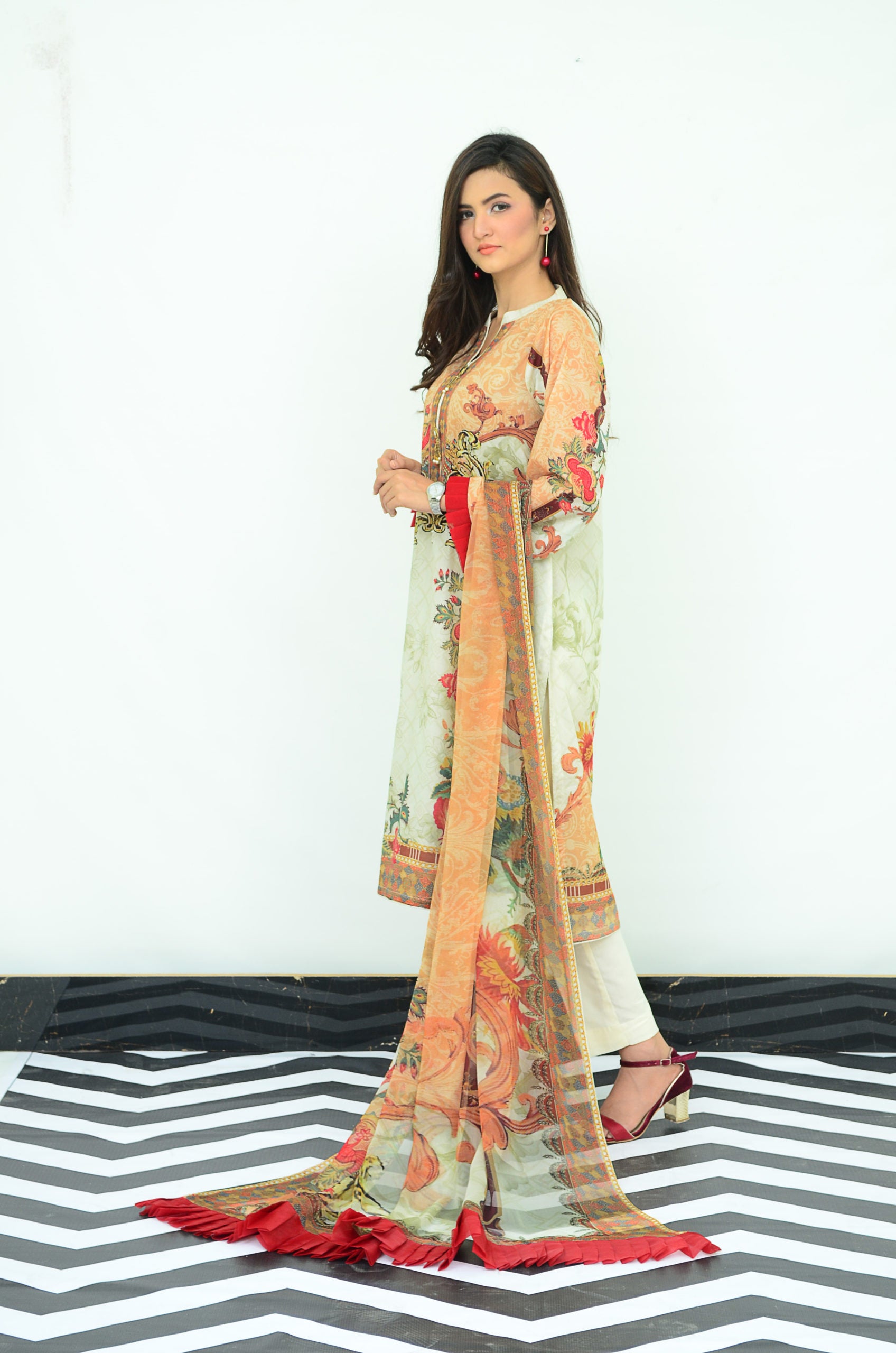 3-PC Unstitched Digital Printed Lawn Suit