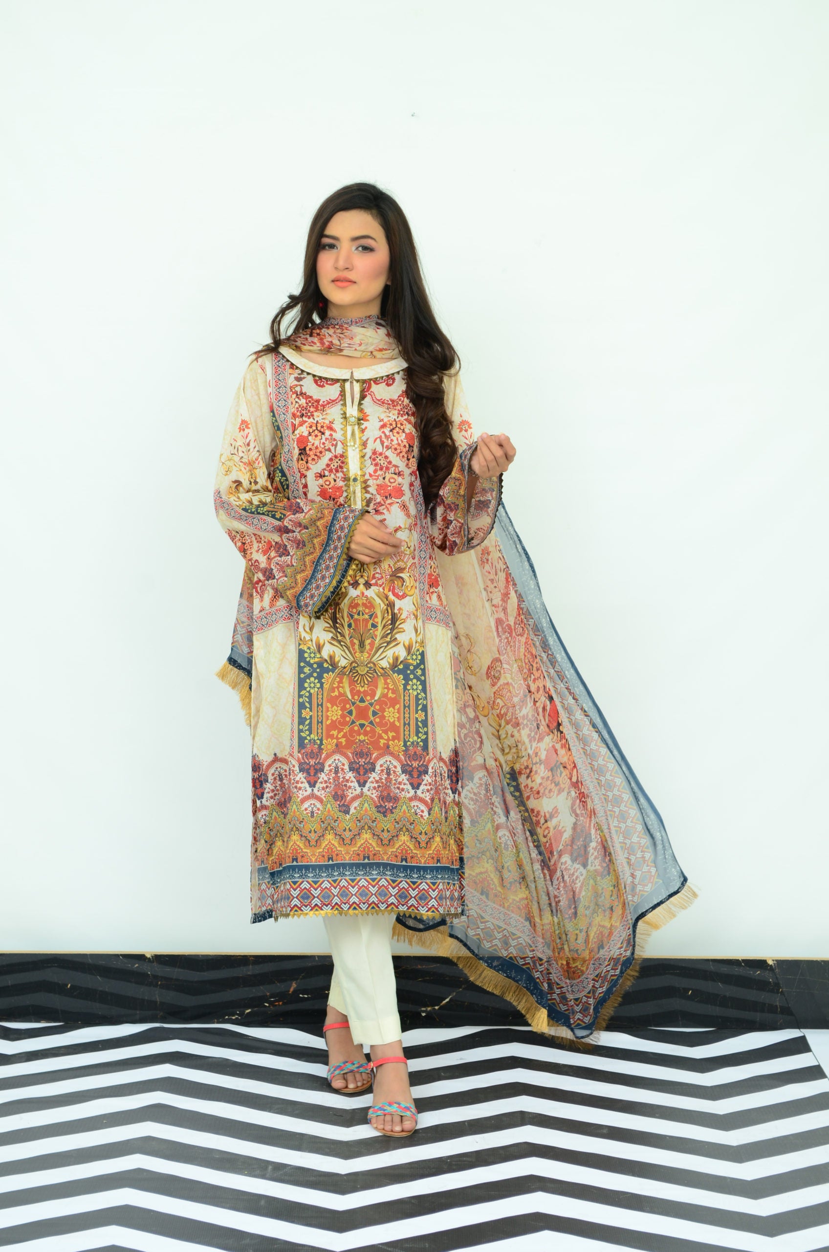 3-PC Unstitched Digital Printed Lawn Suit