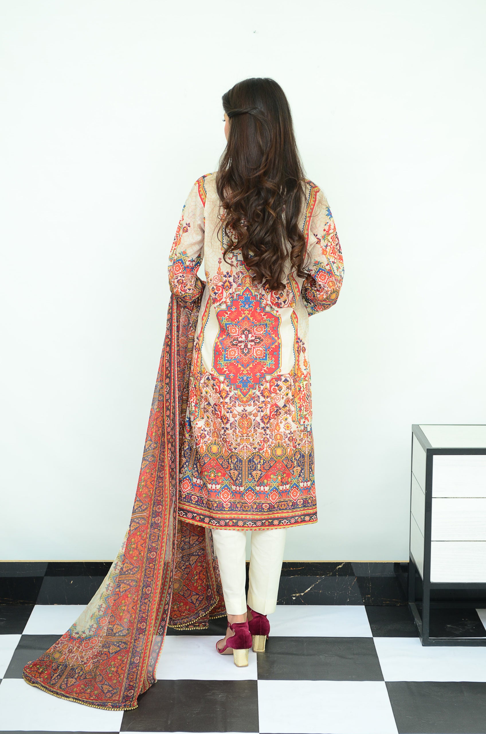 3-PC Unstitched Digital Printed Lawn Suit