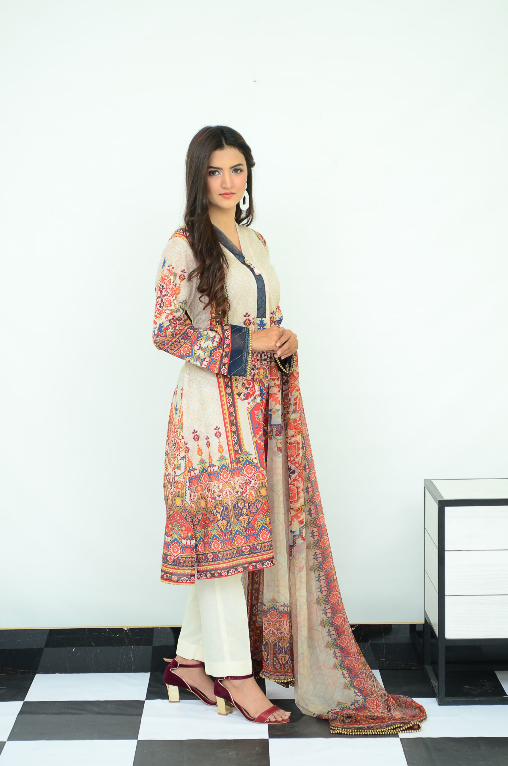 3-PC Unstitched Digital Printed Lawn Suit