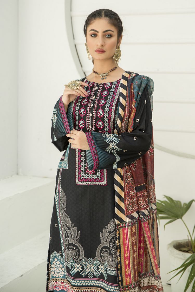 3-PC Stitched Lawn Suit