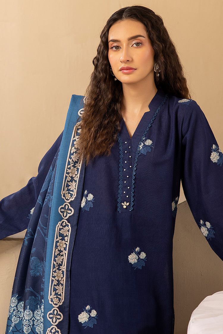 3-PC Stitched Embroidered Khaddar Suit