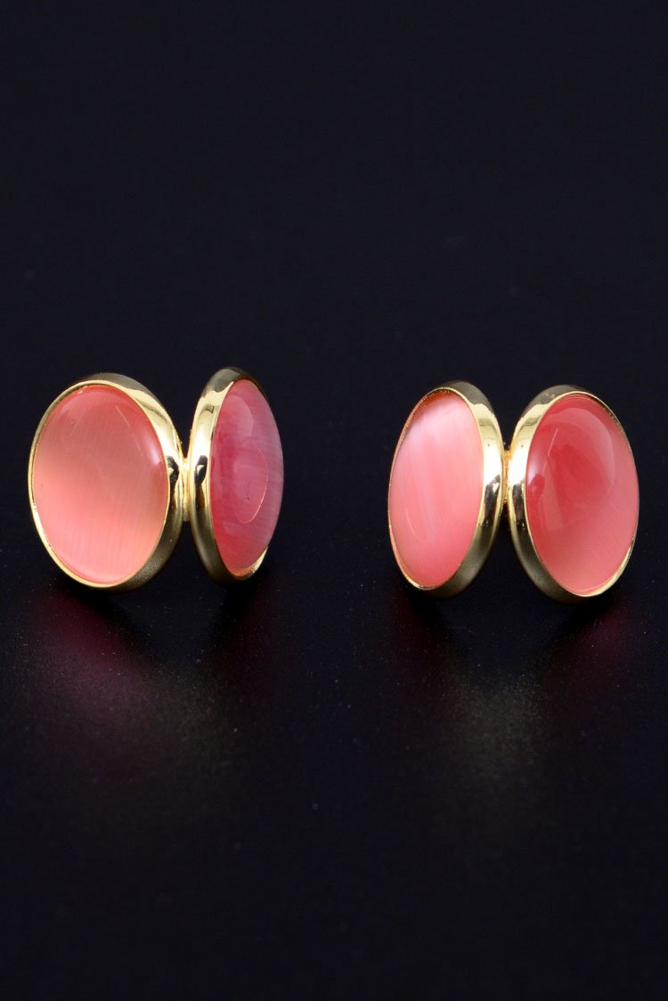 Round Pearl Stud Earings