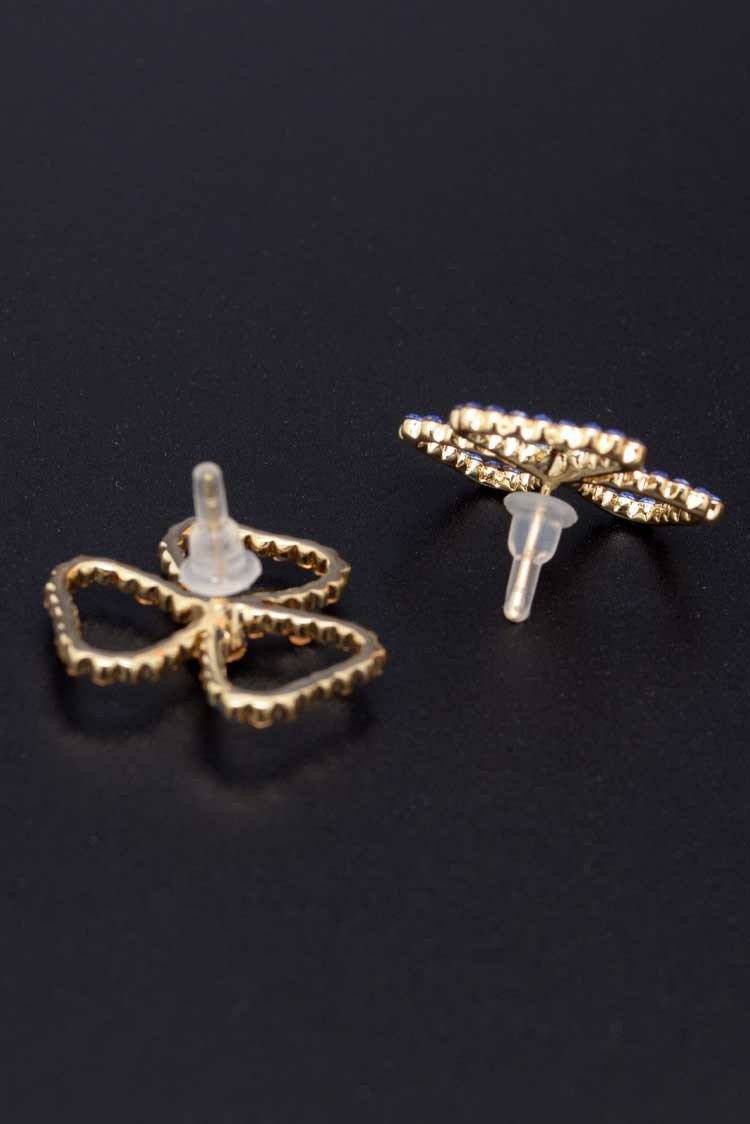 Flower Shape Stud Earrings