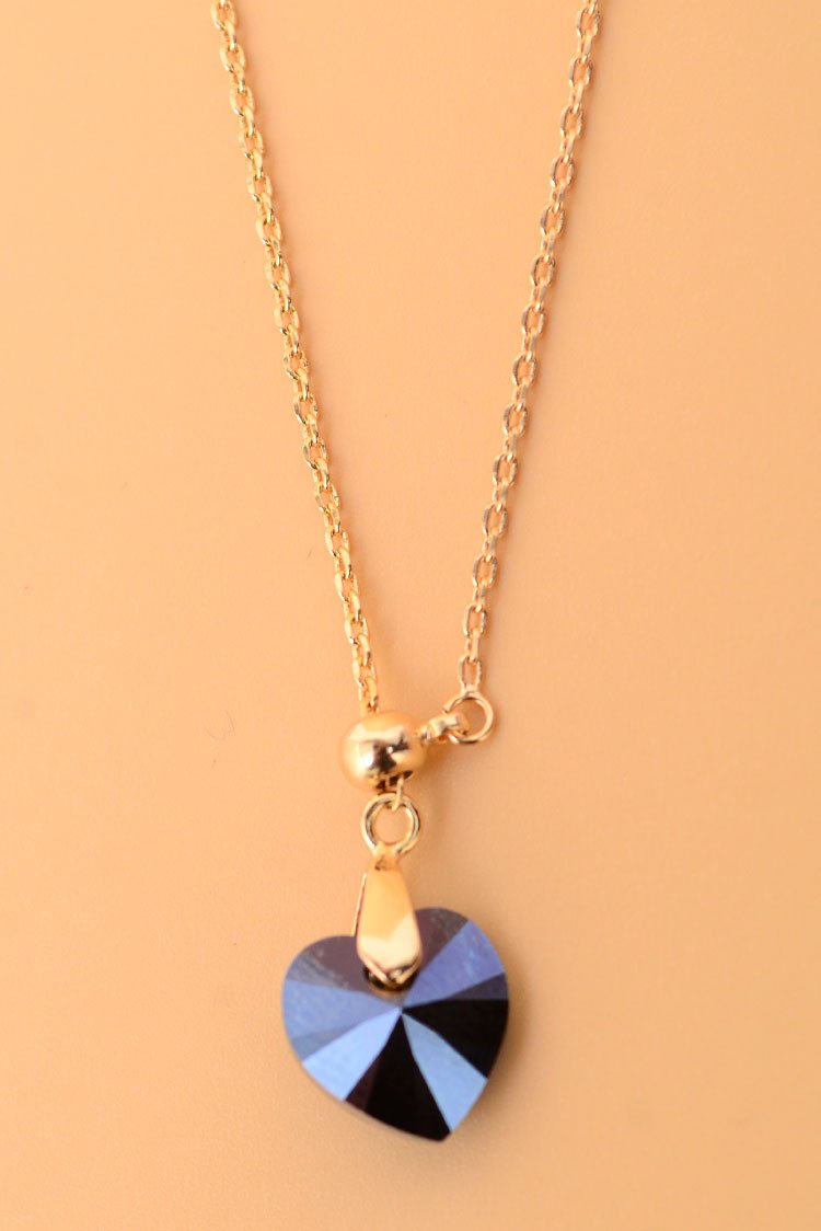 Stone Pendant Necklace