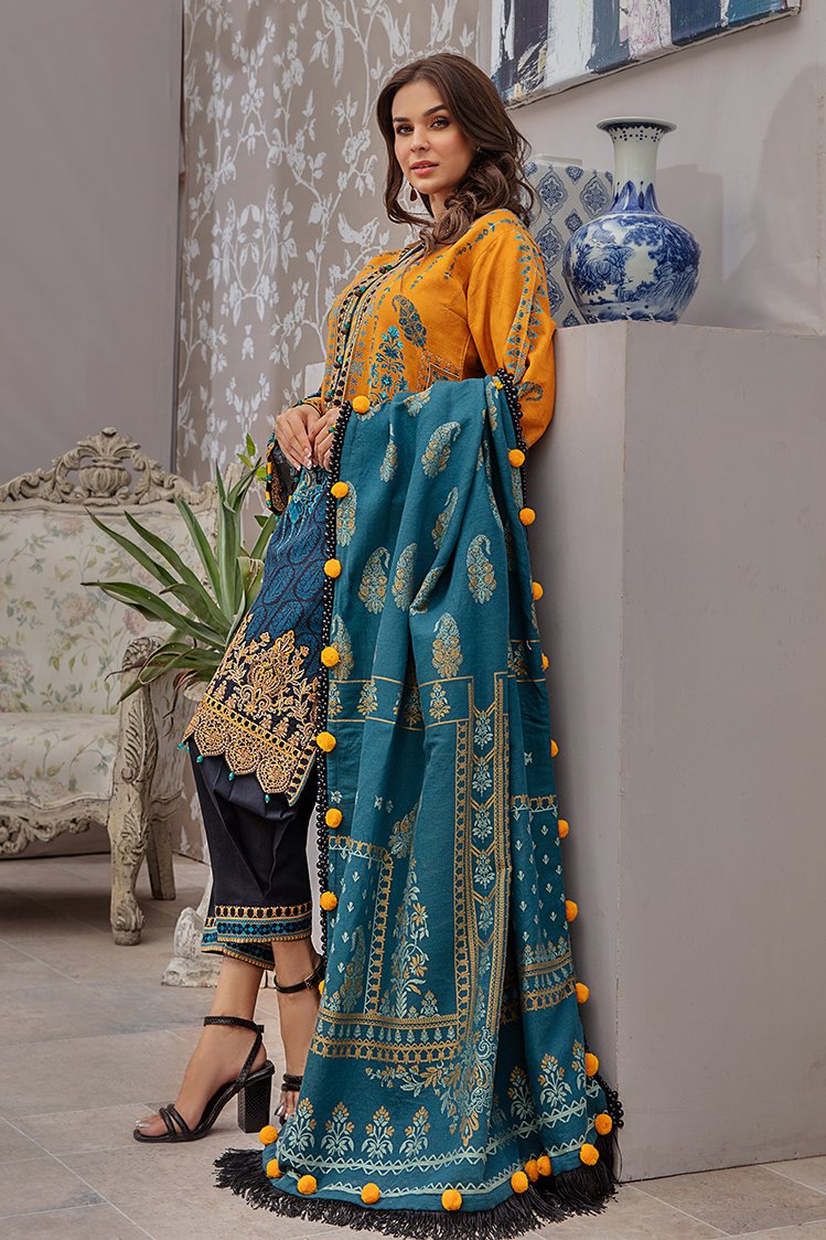 3-PC Unstitched Printed Jacquard Khaddar Suit