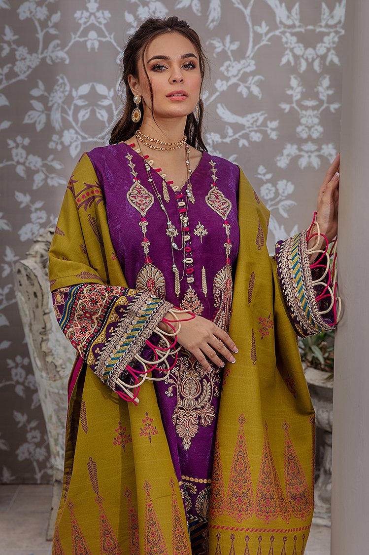 3-PC Unstitched Printed Jacquard Khaddar Suit