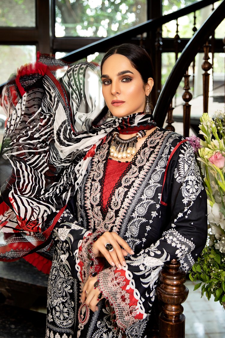 3-PC Unstitched Digital Printed Lawn Suit