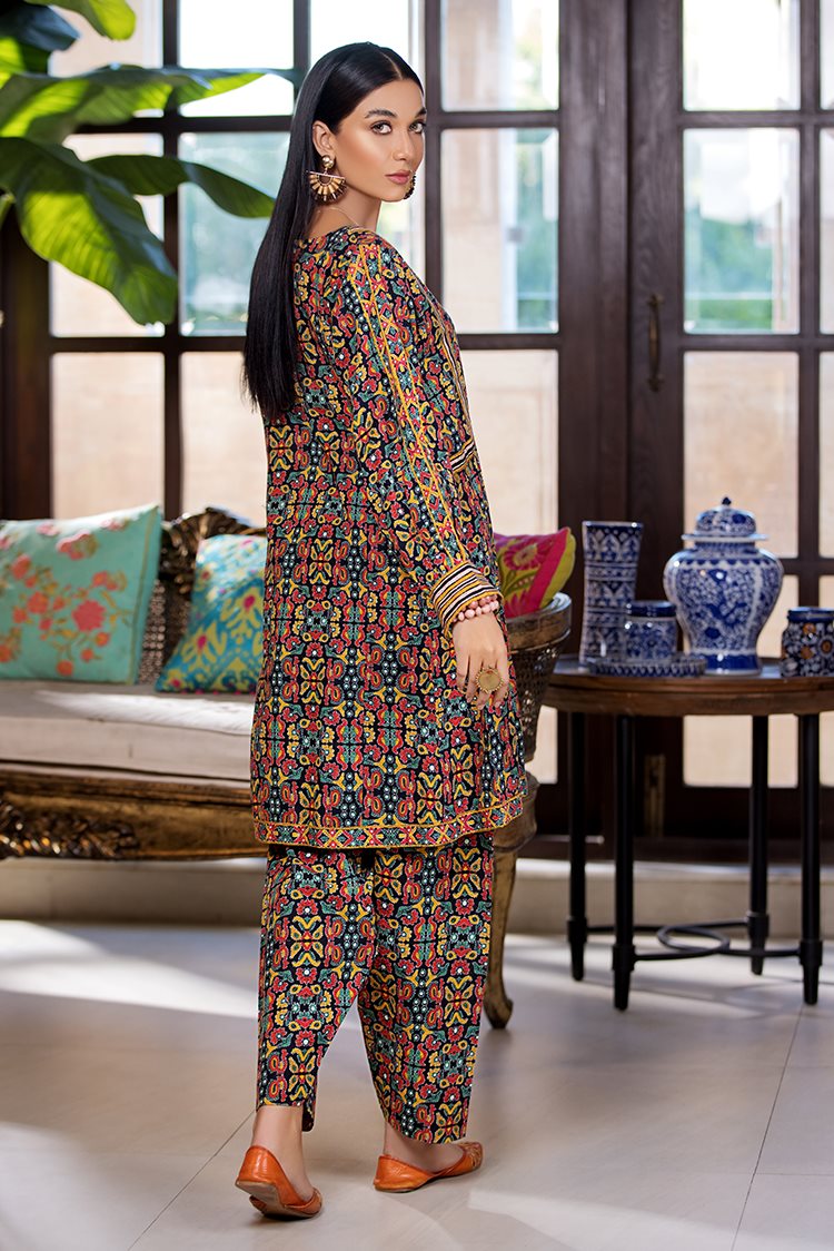 2-PC Stitched Khaddar Suit