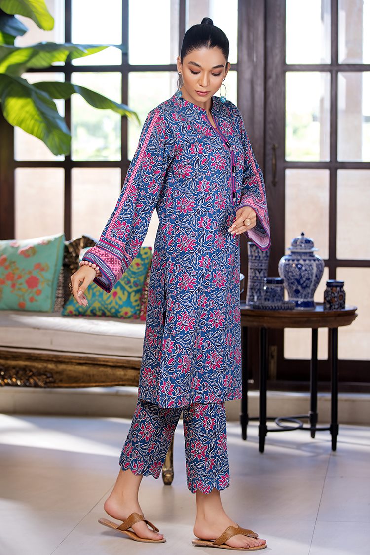 2-PC Stitched Khaddar Suit